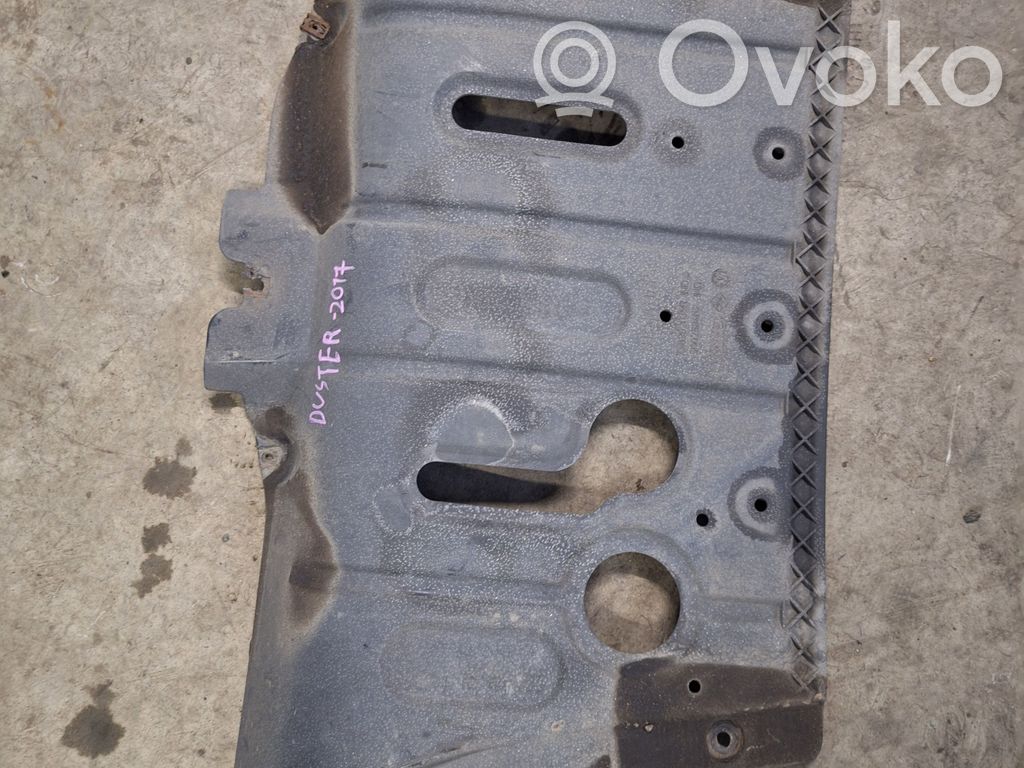 Engine splash shield/under tray   90402