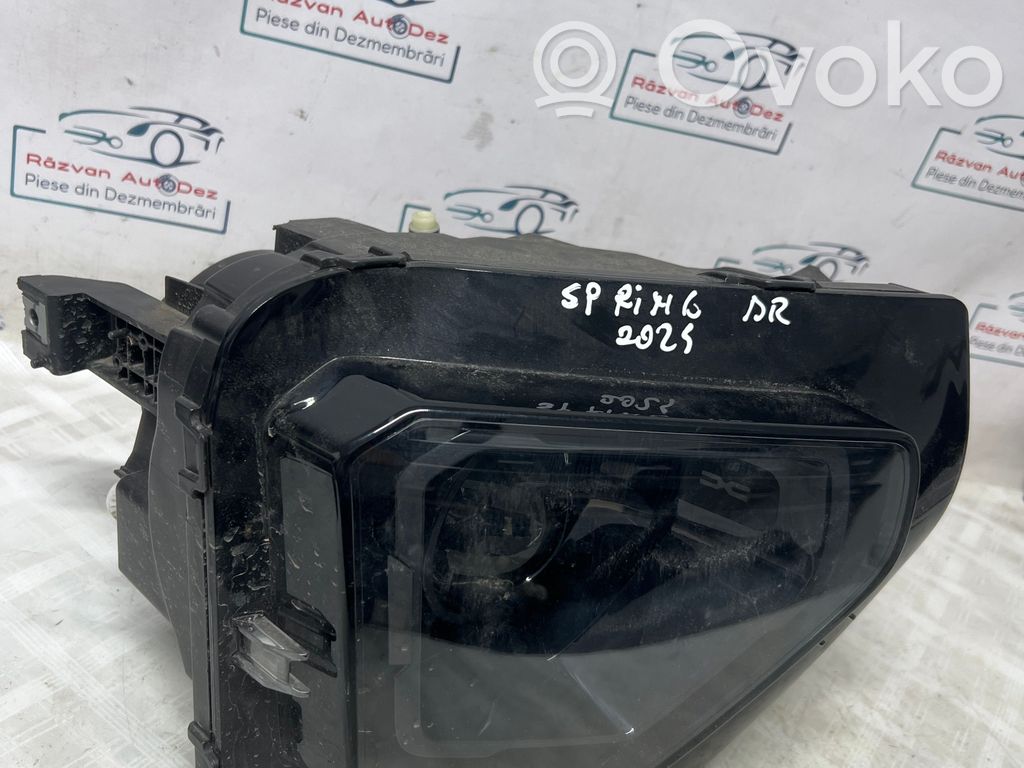 Dacia Spring Scheinwerfer 