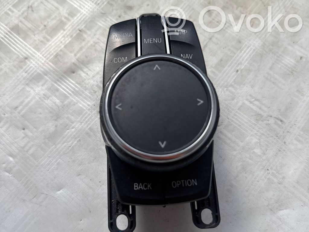 BMW 5 E12 Unitate/modul control navigație GPS 