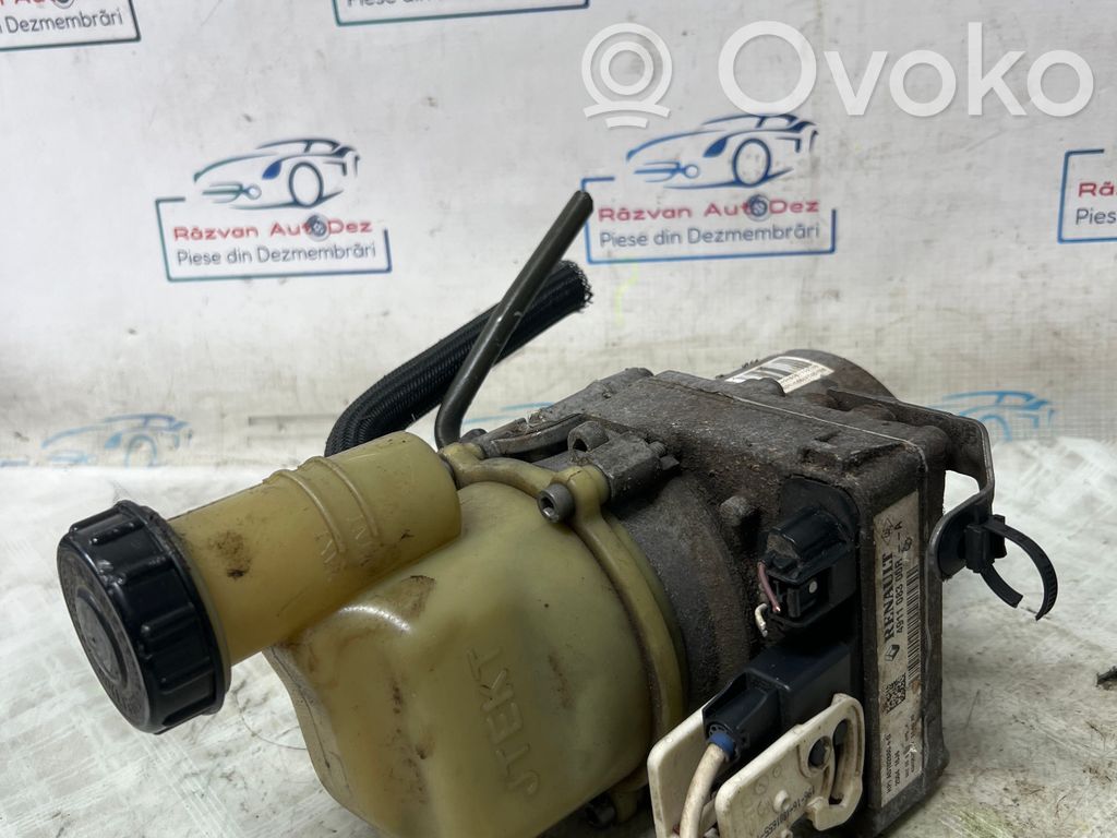Dacia Duster Vairo stiprintuvo siurblys 