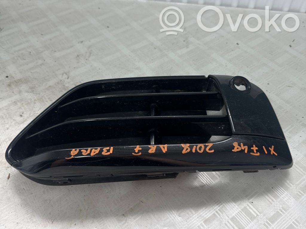Front bumper upper radiator grill   7374204,7374204