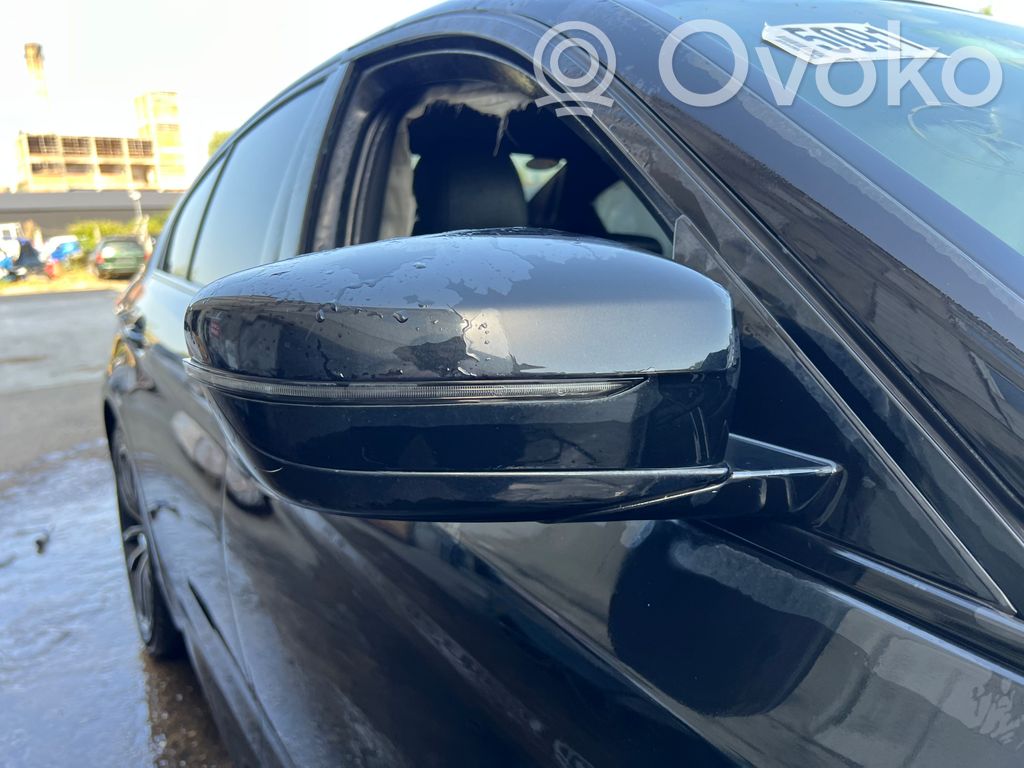 BMW 5 E12 Oglindă electrică ușă față 