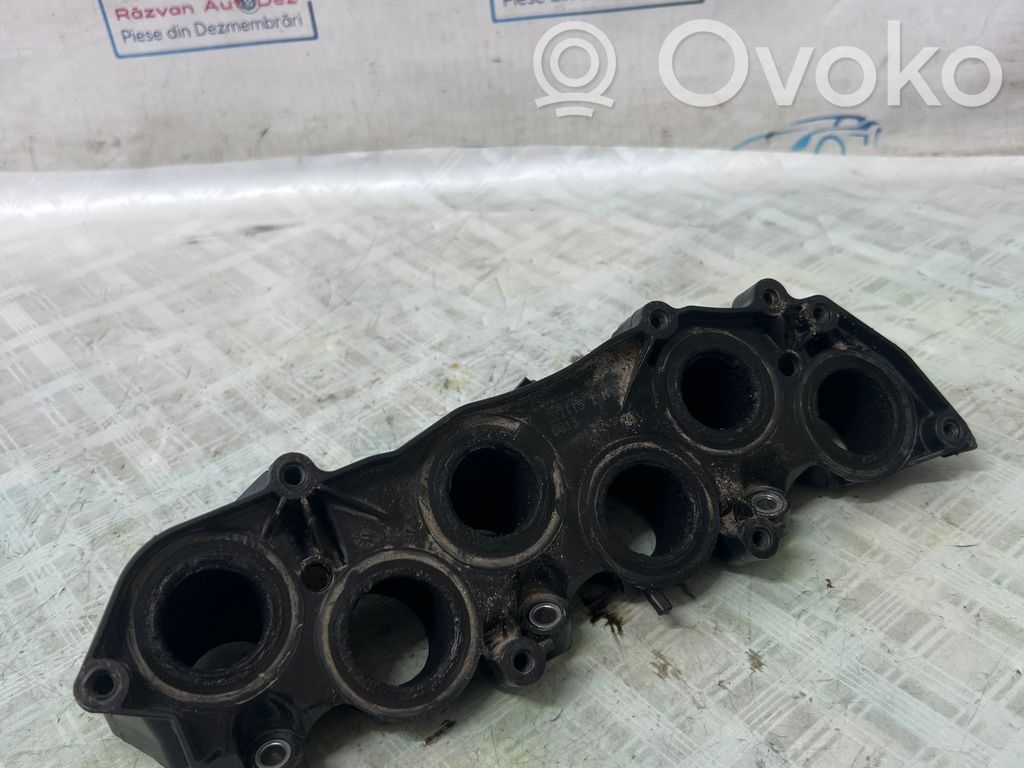 Audi A4 S4 B9 Kolektor ssący 