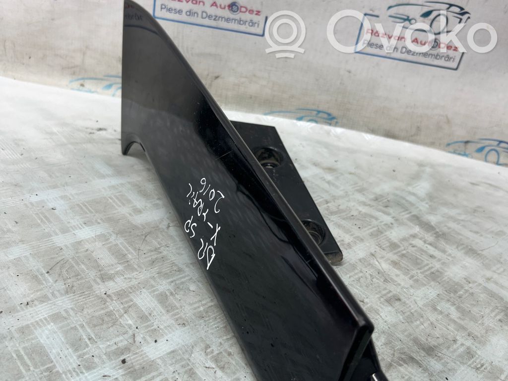 Nissan X-Trail T30 Listwa tylnego błotnika