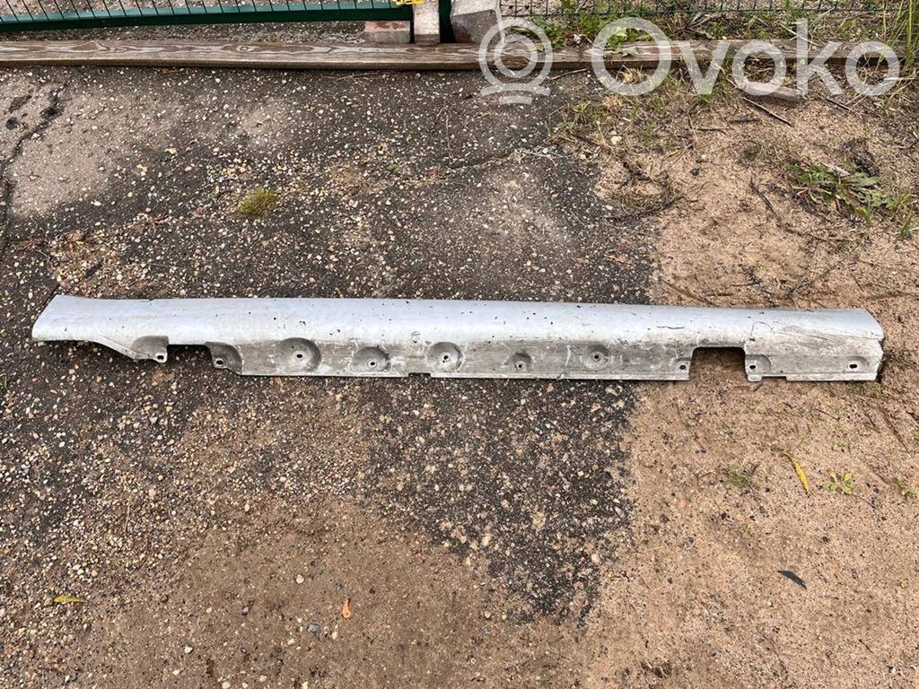BMW 3 E46 Sill 