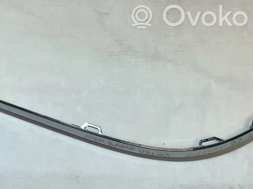 Volkswagen PASSAT B7 Listwa zderzaka tylnego 