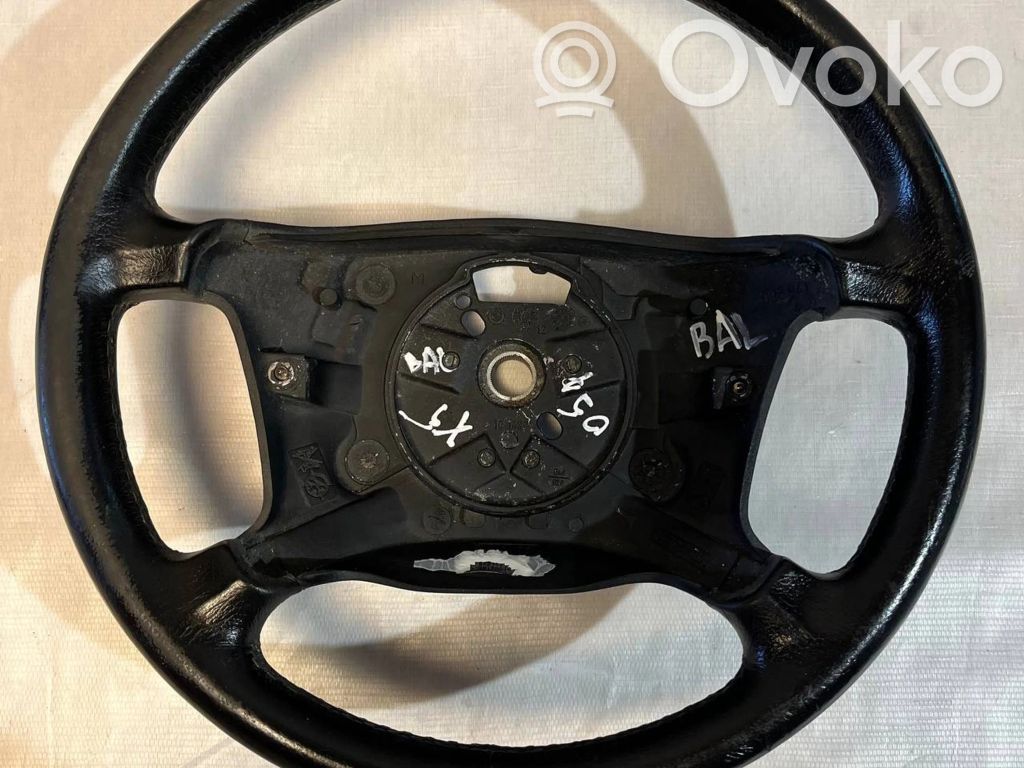 Volant   6753947,101438,4385E531,4385E531,6751176,92170C10