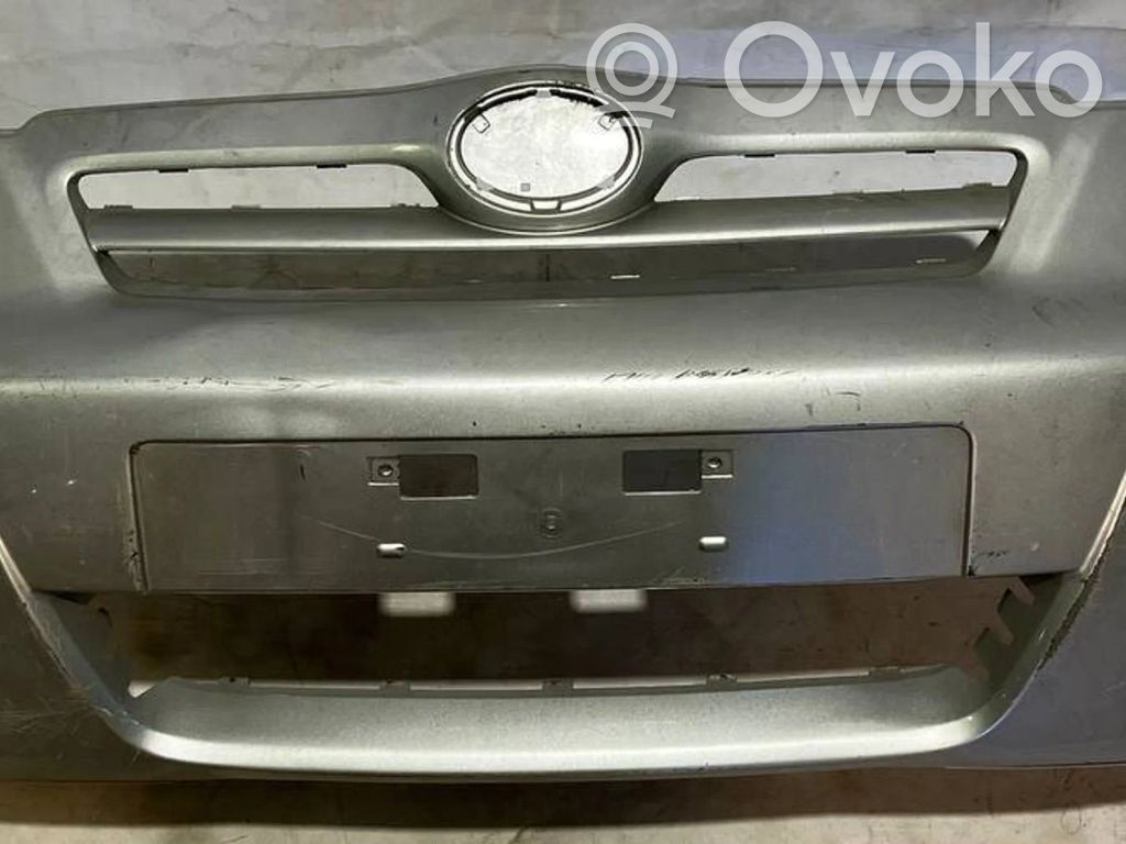 Toyota Corolla E120 E130 Parachoques delantero 