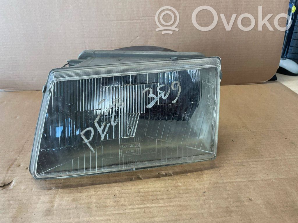 Peugeot 309 Lampa przednia 