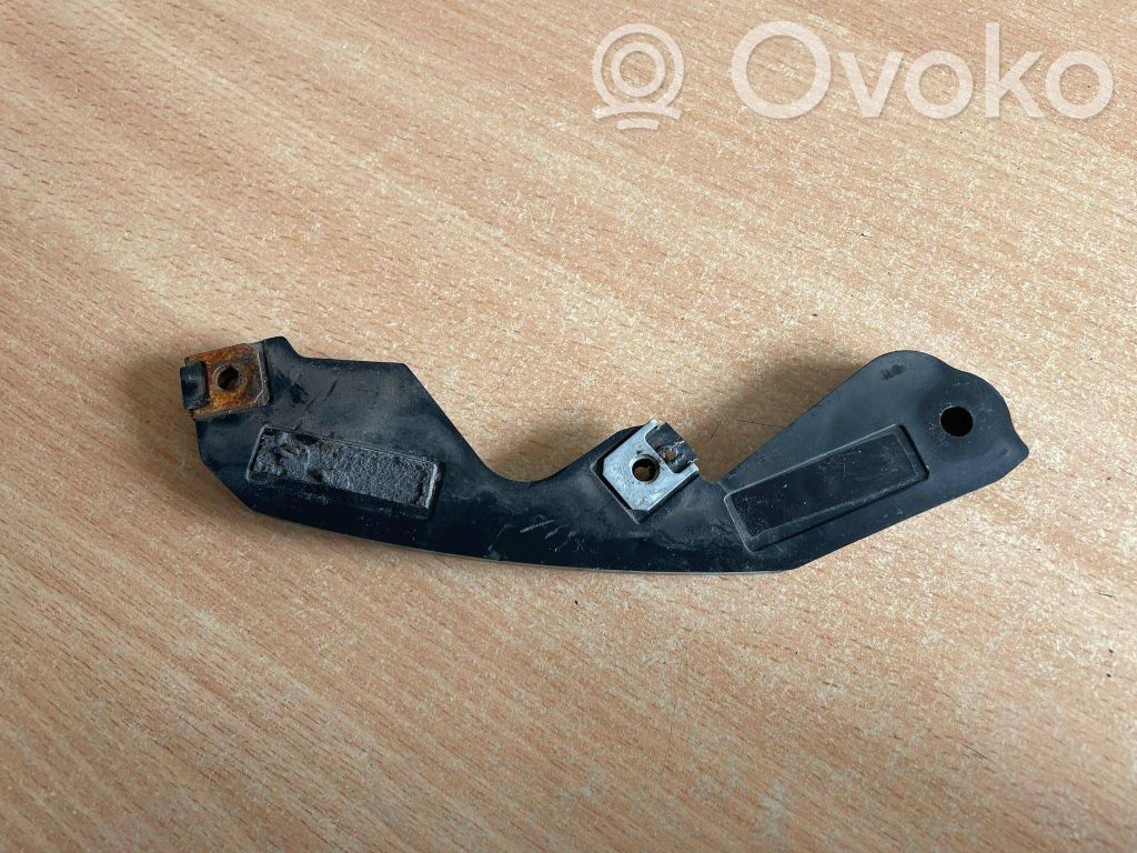 Front bumper mounting bracket   7385646