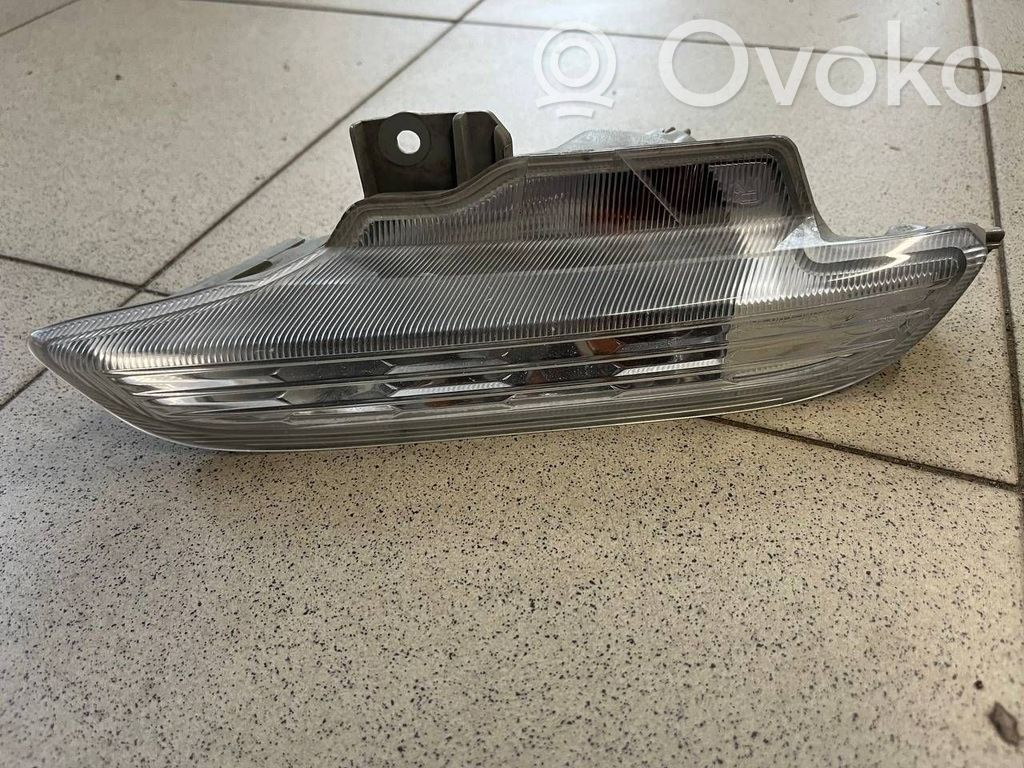 Honda Insight Front indicator light 