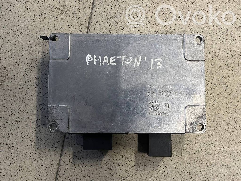 Volkswagen Phaeton Dashboard trim 