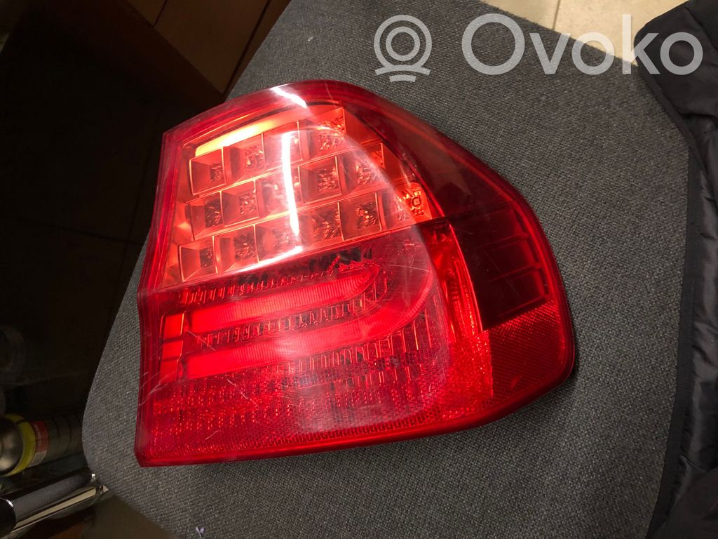 Rear/tail lights