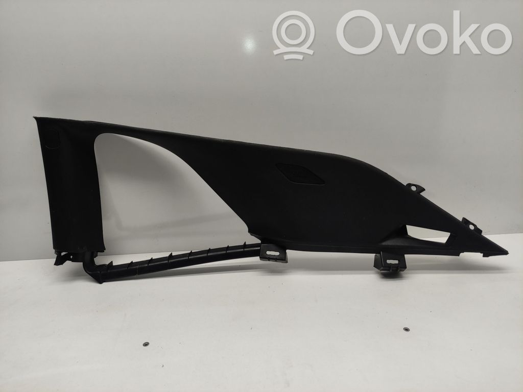 Dodge Challenger Kita salono detalė 