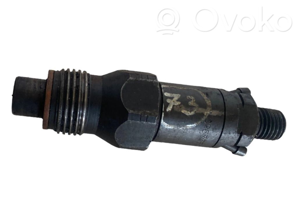 Inyector de combustible   LCR6735401D