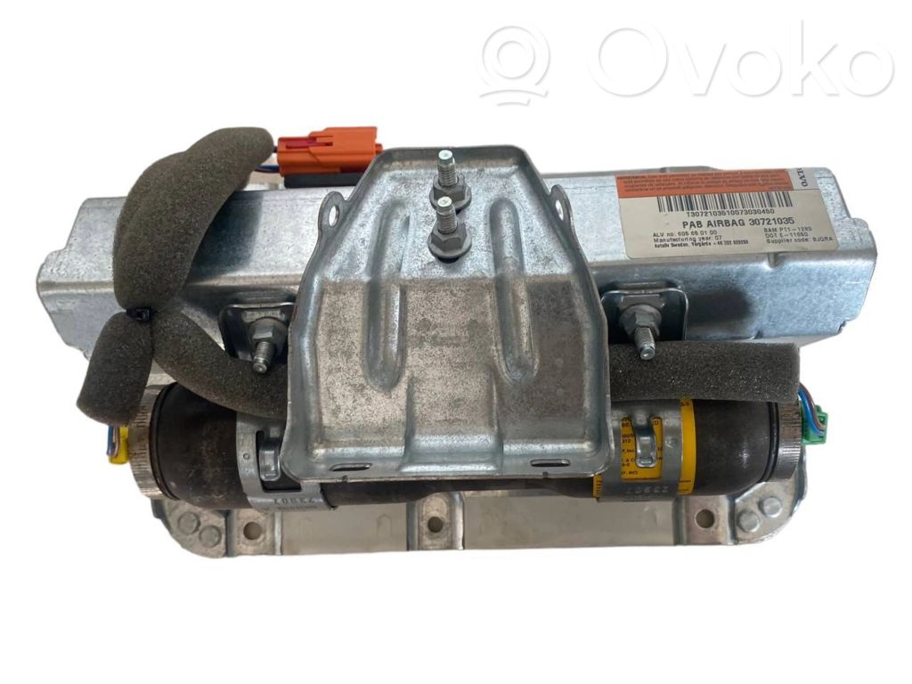 Volvo V70 Pasažiera drošības spilvens 