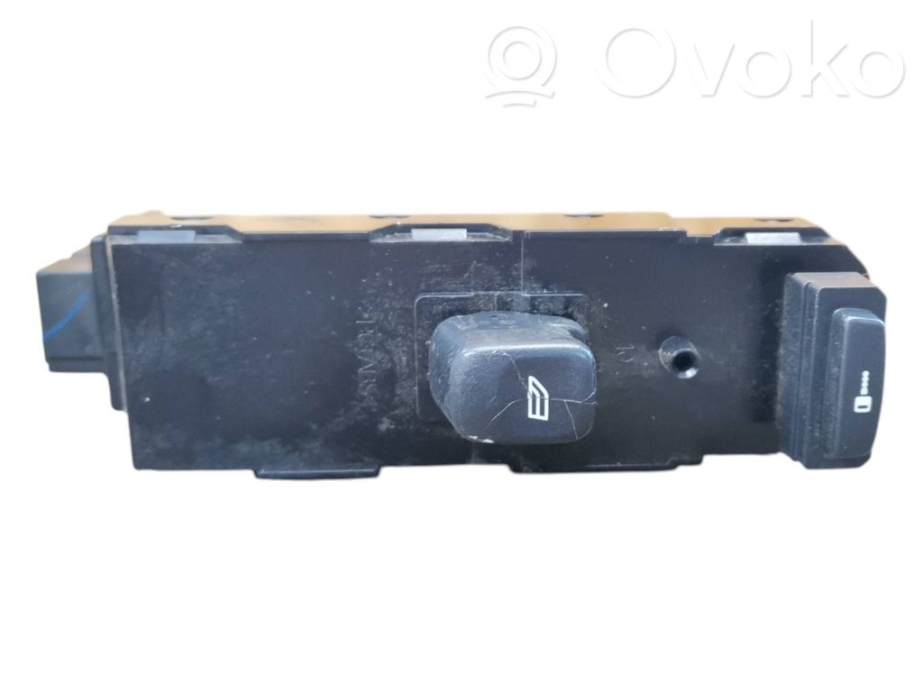 Volvo XC90 Electric window control switch 