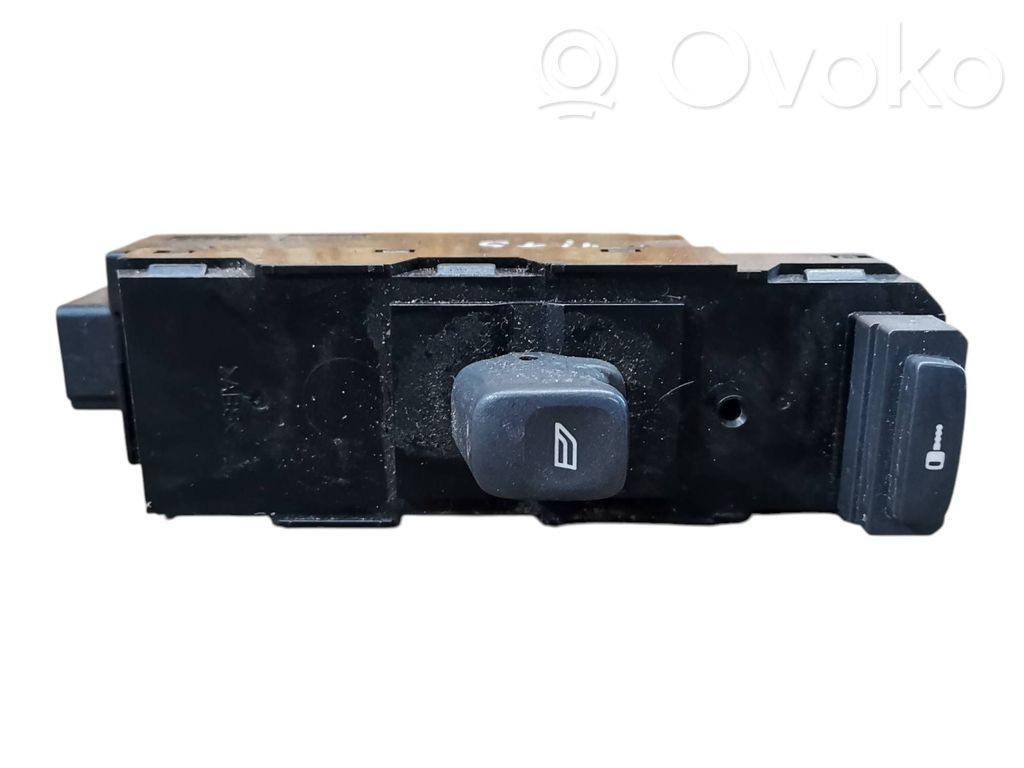 Volvo S80 Electric window control switch 
