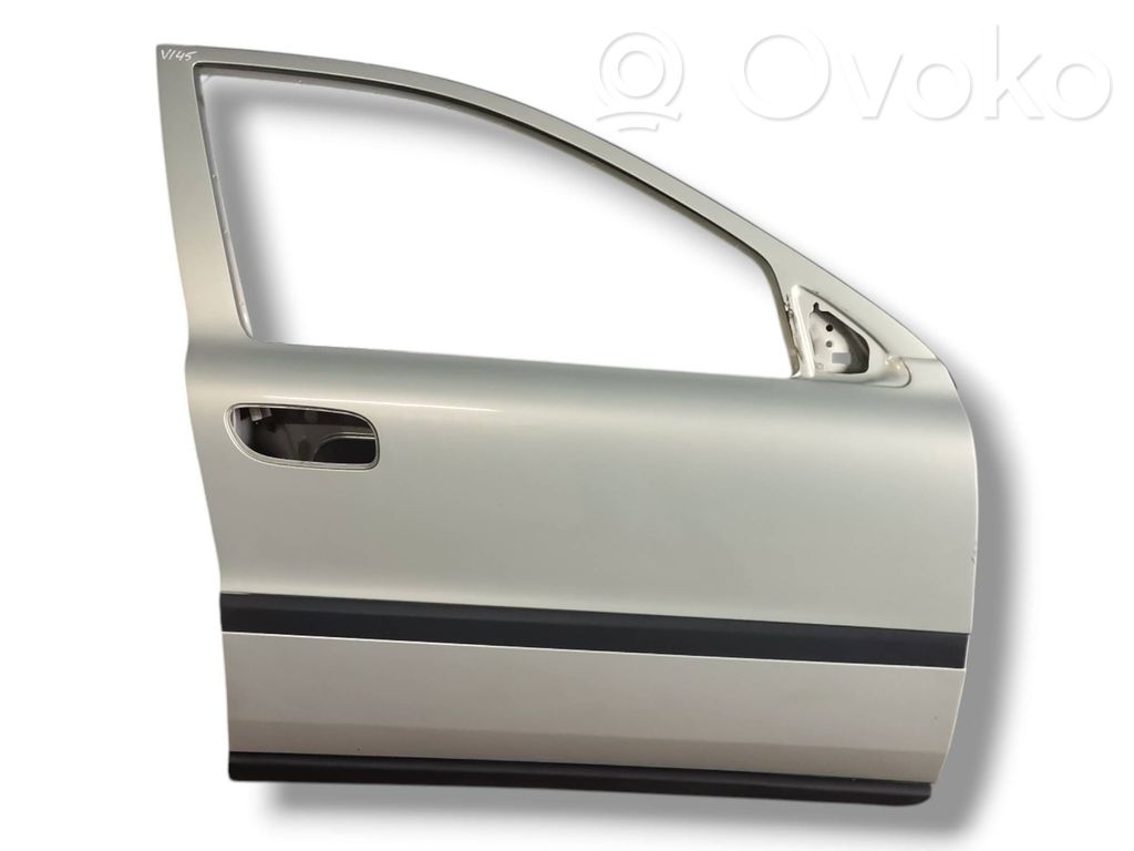 Volvo V70 Priekinės durys 