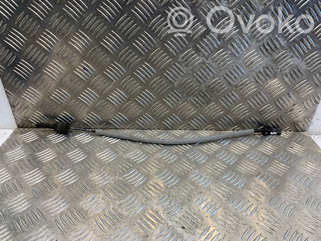 Volvo XC90 Linka zamka drzwi przednich 