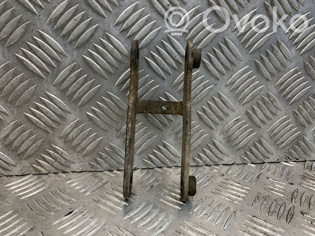 Engine mounting bracket   30778786