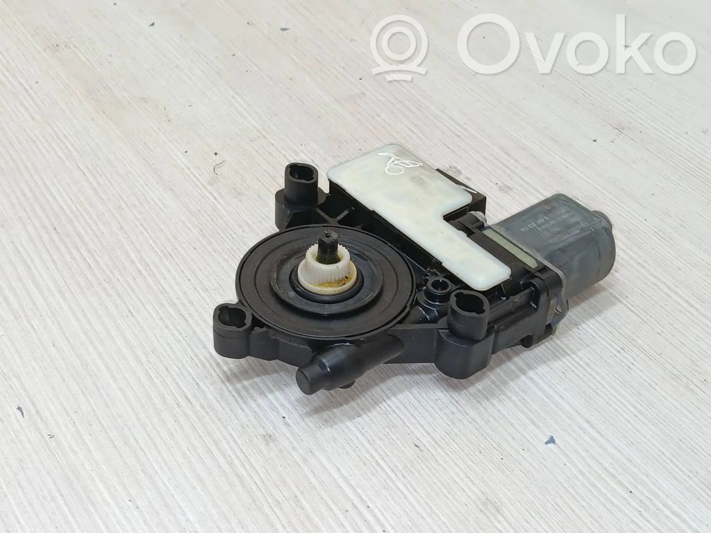 Seat Leon (5F) Asa reguladora de la puerta trasera 