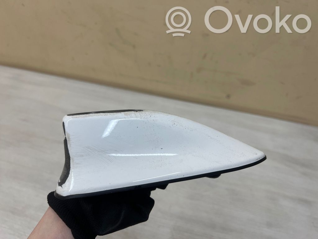 Toyota Corolla E210 E21 GPS-pystyantenni 