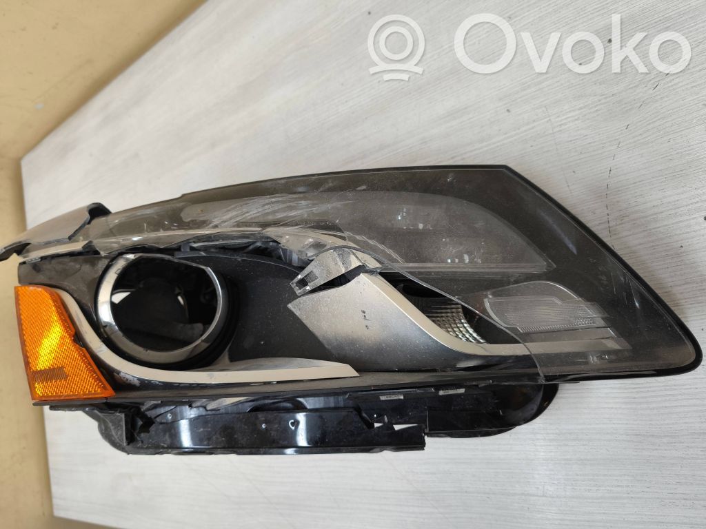 Lampa przednia   8R0941004AH,8R0907472A