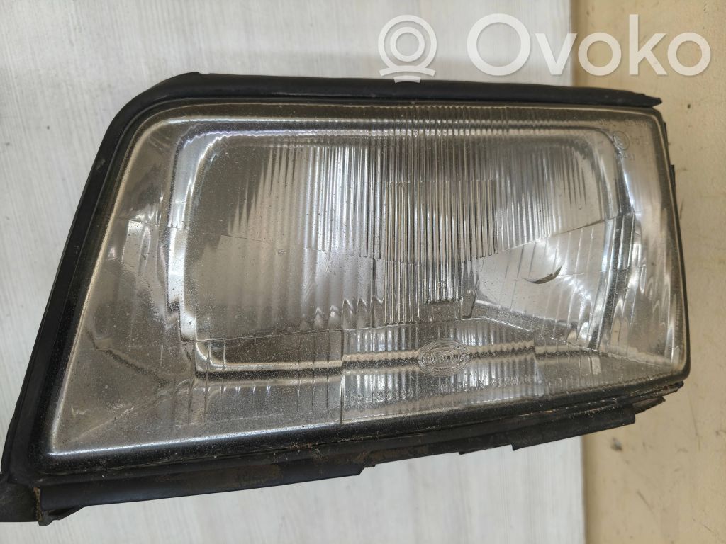 Audi 100 S4 C4 Scheinwerfer 