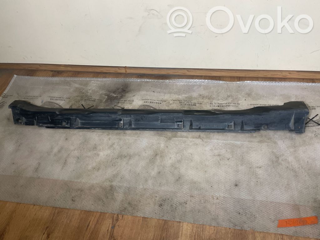 Subaru Outback (BS) Listón 