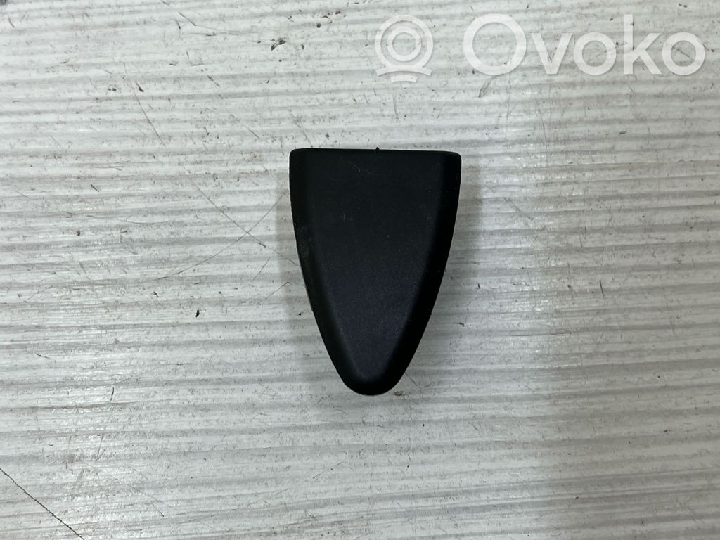 Tapa/cubierta de puerta de carga   8Y0837167A