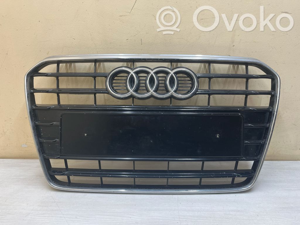 Audi A5 8T 8F Maskownica / Grill / Atrapa górna chłodnicy 