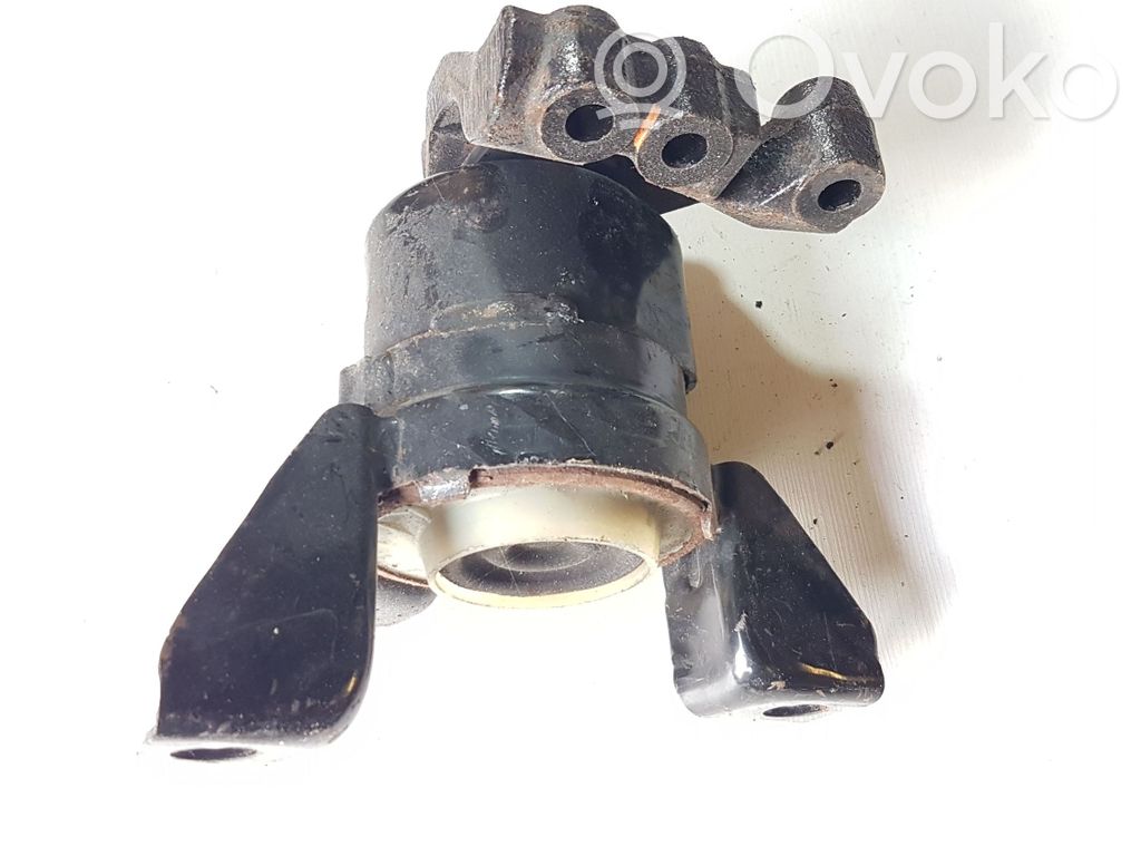 Ford Fusion II Engine mount bracket 