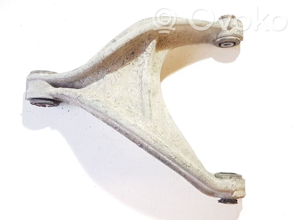 Peugeot 407 Taka-ylätukivarren haarukkavipu 