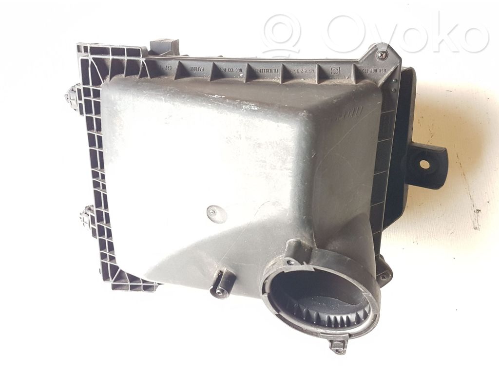 Audi A4 S4 B7 8E 8H Air filter box 