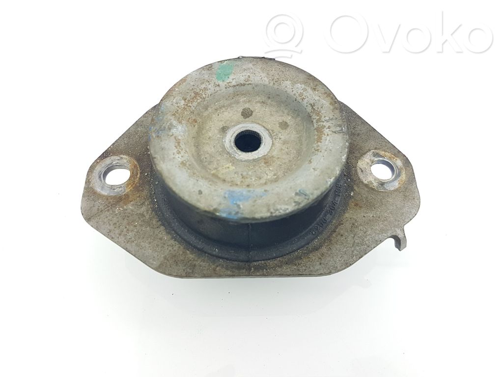 Renault Trafic II (X83) Gearbox mount 