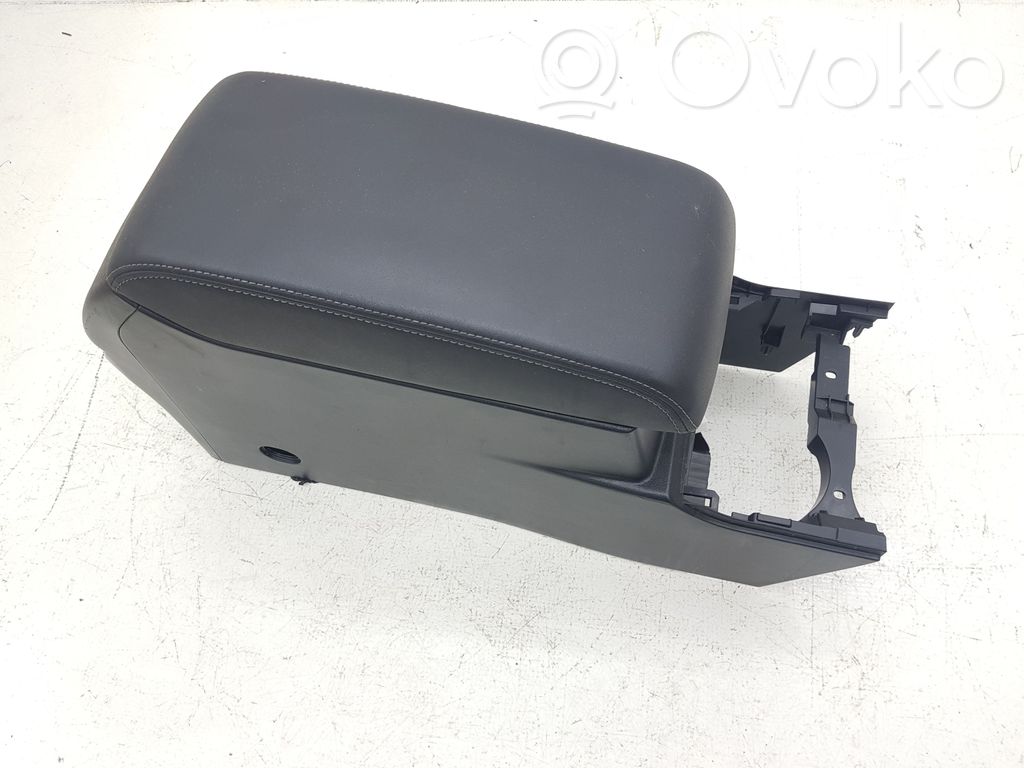 Subaru Legacy Armrest 