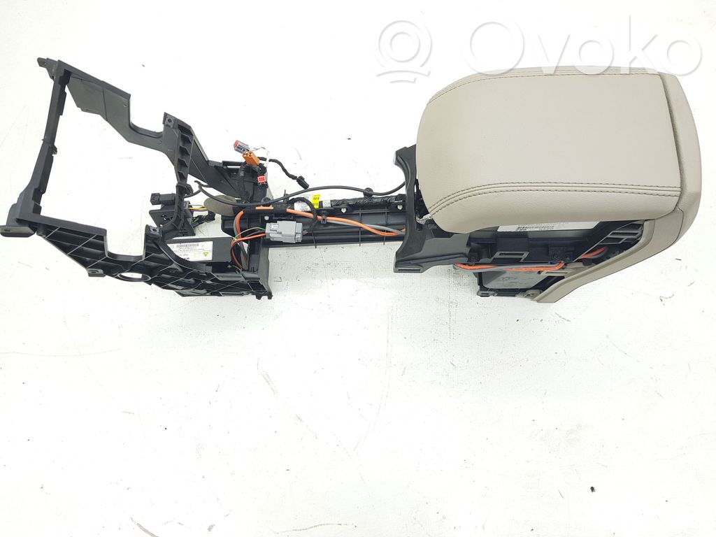 Ford Escape III Center console 