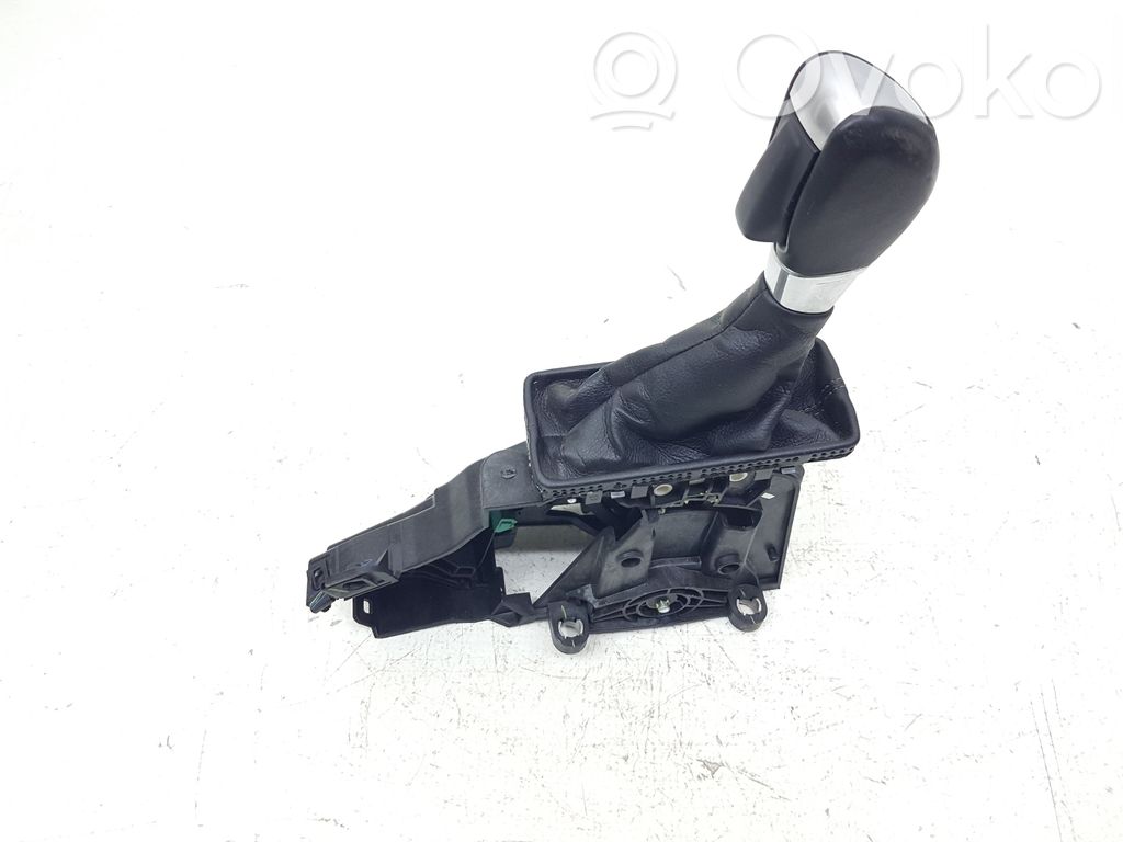 Ford Escape III Gear shifter/selector 