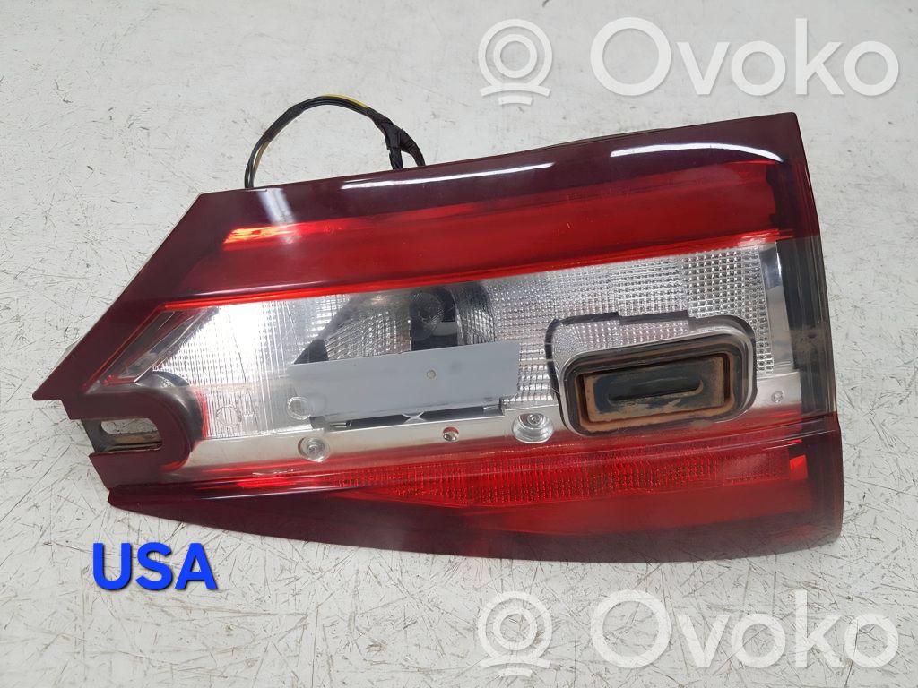 Ford Fusion II Lampy tylnej klapy bagażnika 
