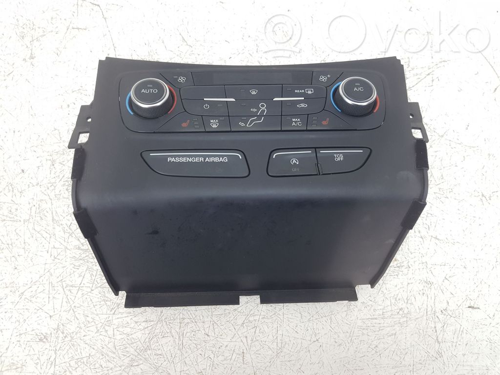 Ford Escape III Panel klimatyzacji 