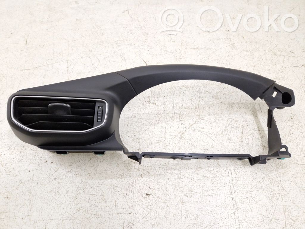 Ford Explorer VI Dashboard trim 