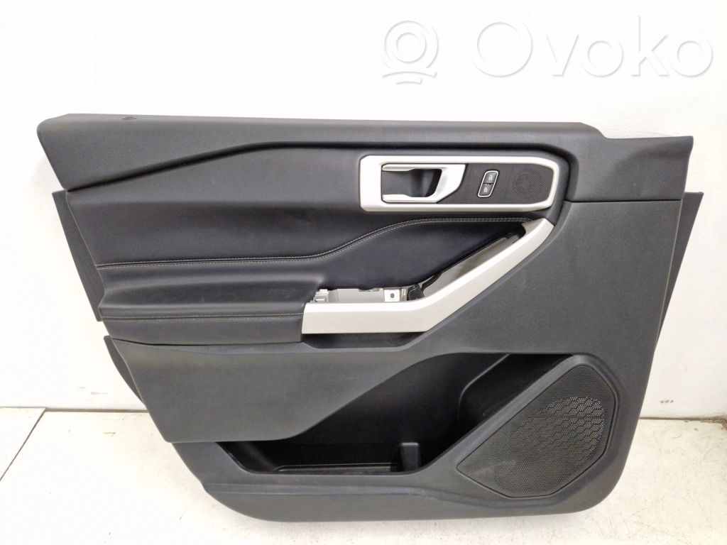 Ford Explorer VI Boczki / Poszycie drzwi przednich 
