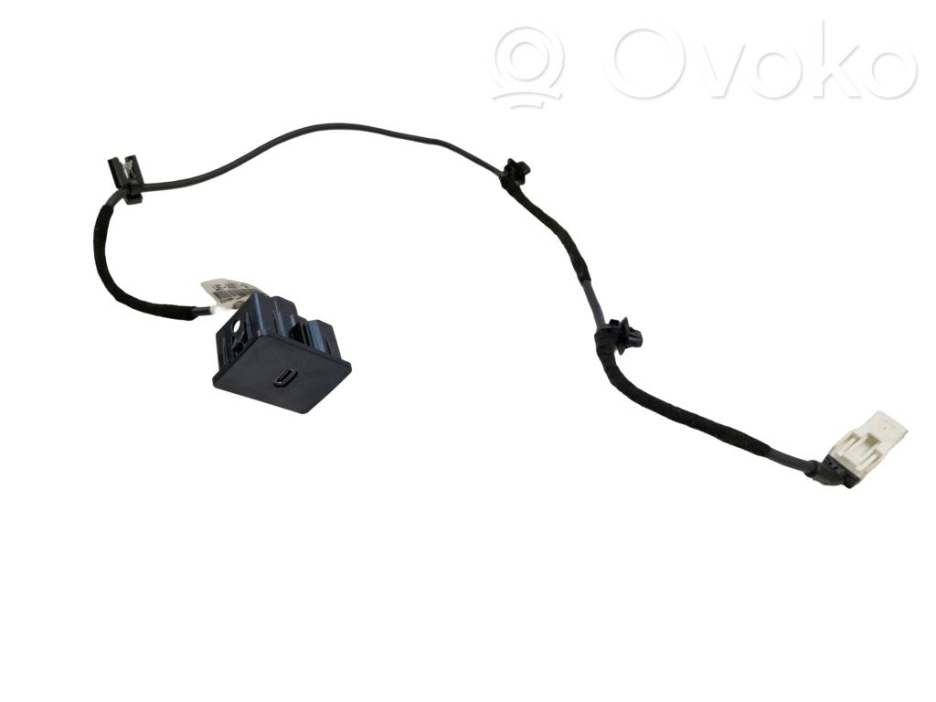 Ford Escape IV Enchufe conector USB 