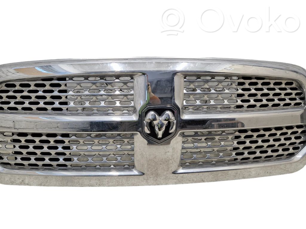 Dodge RAM Front bumper upper radiator grill 