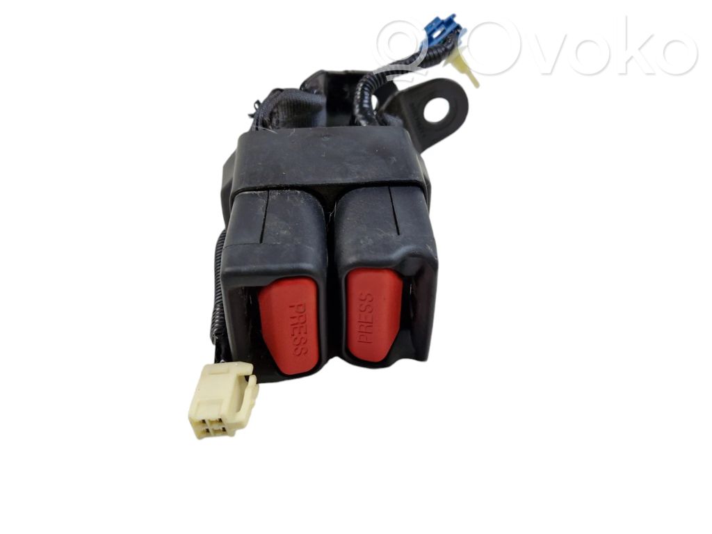 Subaru Outback (BT) Rear seatbelt buckle 