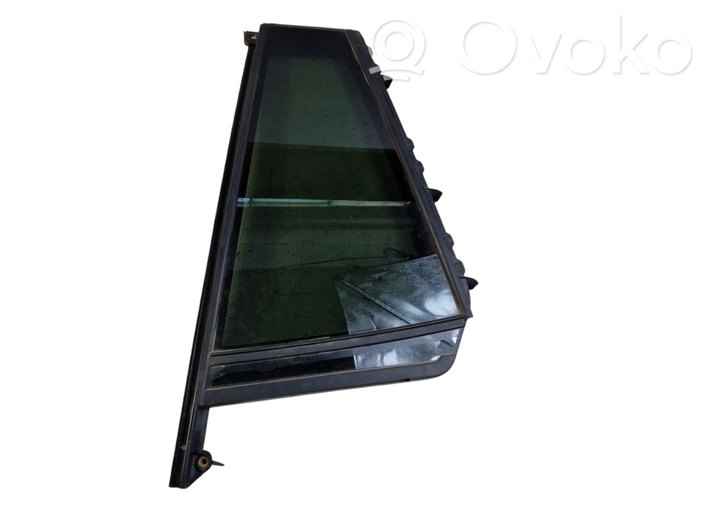 BMW X3 G01 Ventanilla de ventilación de la puerta trasera 