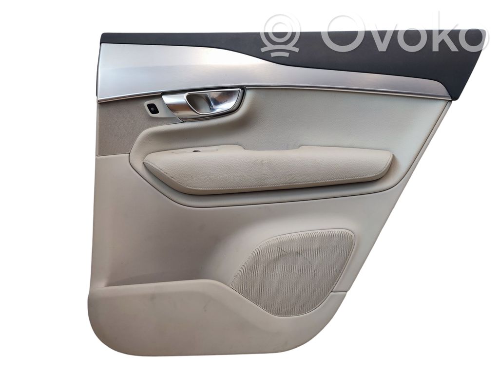 Volvo XC90 Обшивка задней двери 