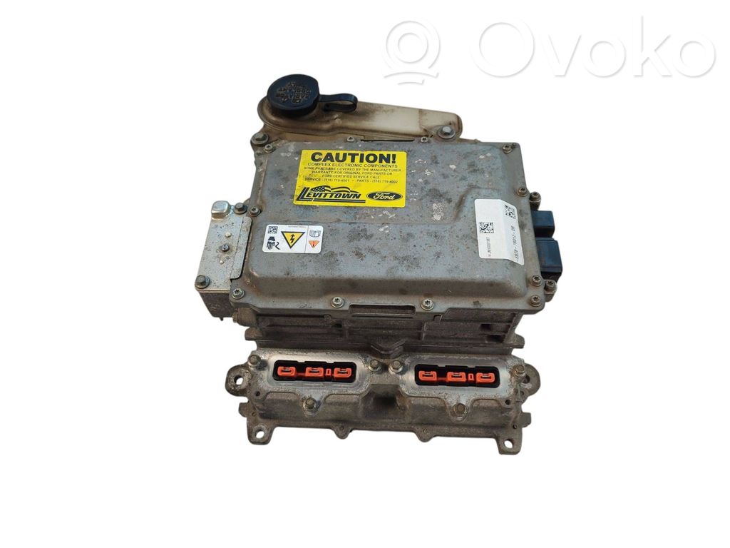 Ford Fusion II Convertor-inversor tensiune 