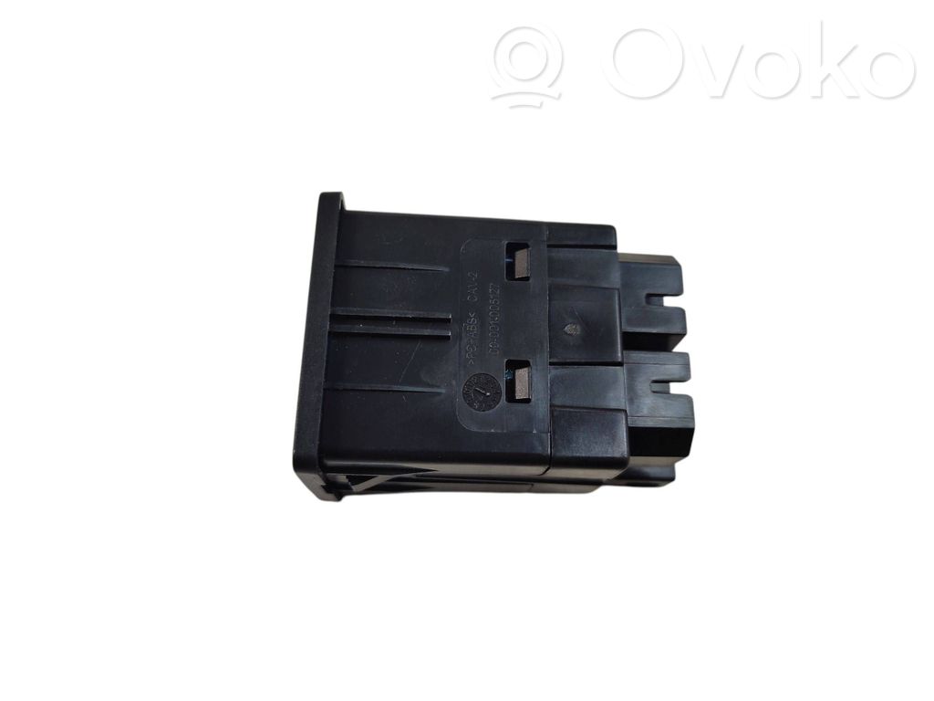 Ford Fusion II USB socket connector 